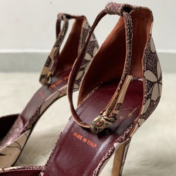 Miu Miu Women's Purple Leather Ankle Strap Floral Ribbon Heels Size 39 - Picture 5 of 14